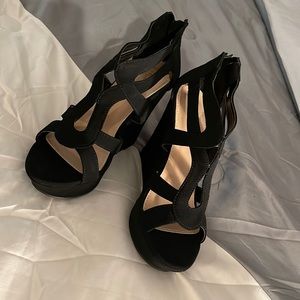 Size 7 Top Mada heels